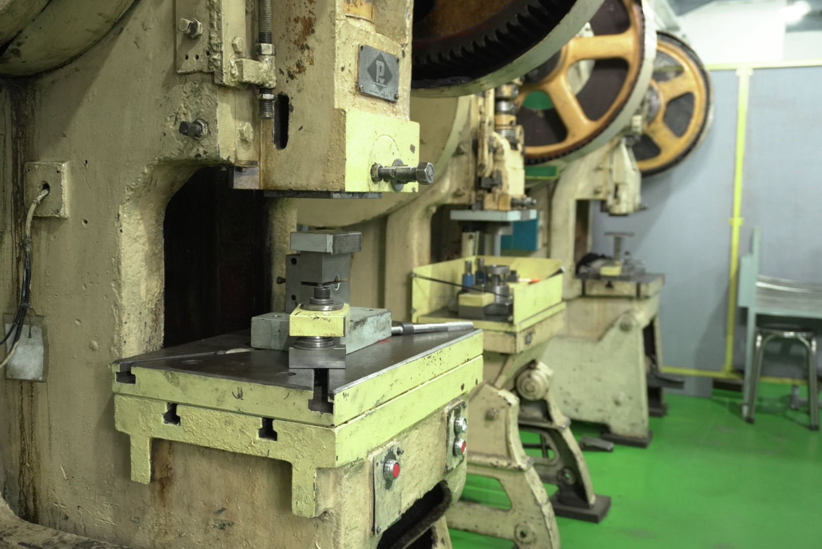Stamp Press Presisi